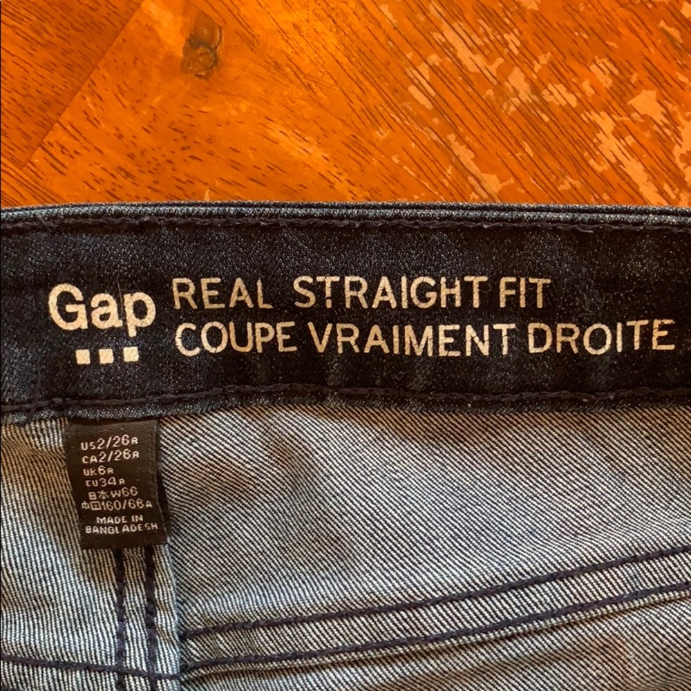 Women’s Gap Real Straight jeans size 2